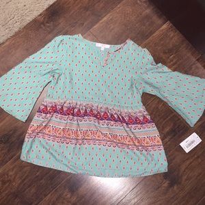 Turquoise pattern flare sleeve top